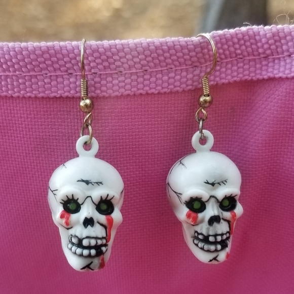 TWO pairs!! Spooky skeletons SOLD - Picture 4 of 9